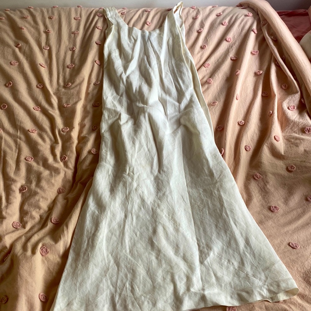 Banana Republic White Maxi Dress